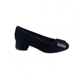 Suede heeled shoes